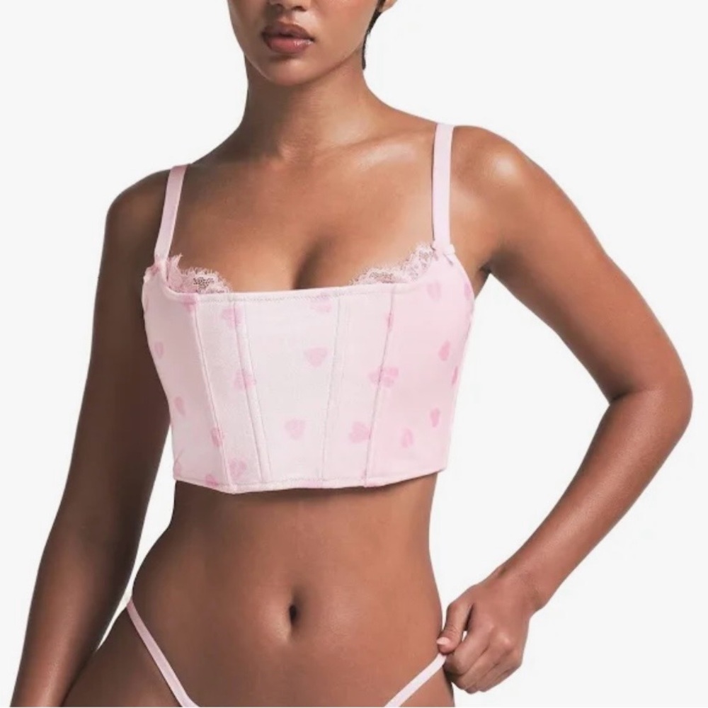 NWT Skims Velvet Lace Heart Breaker Bustier